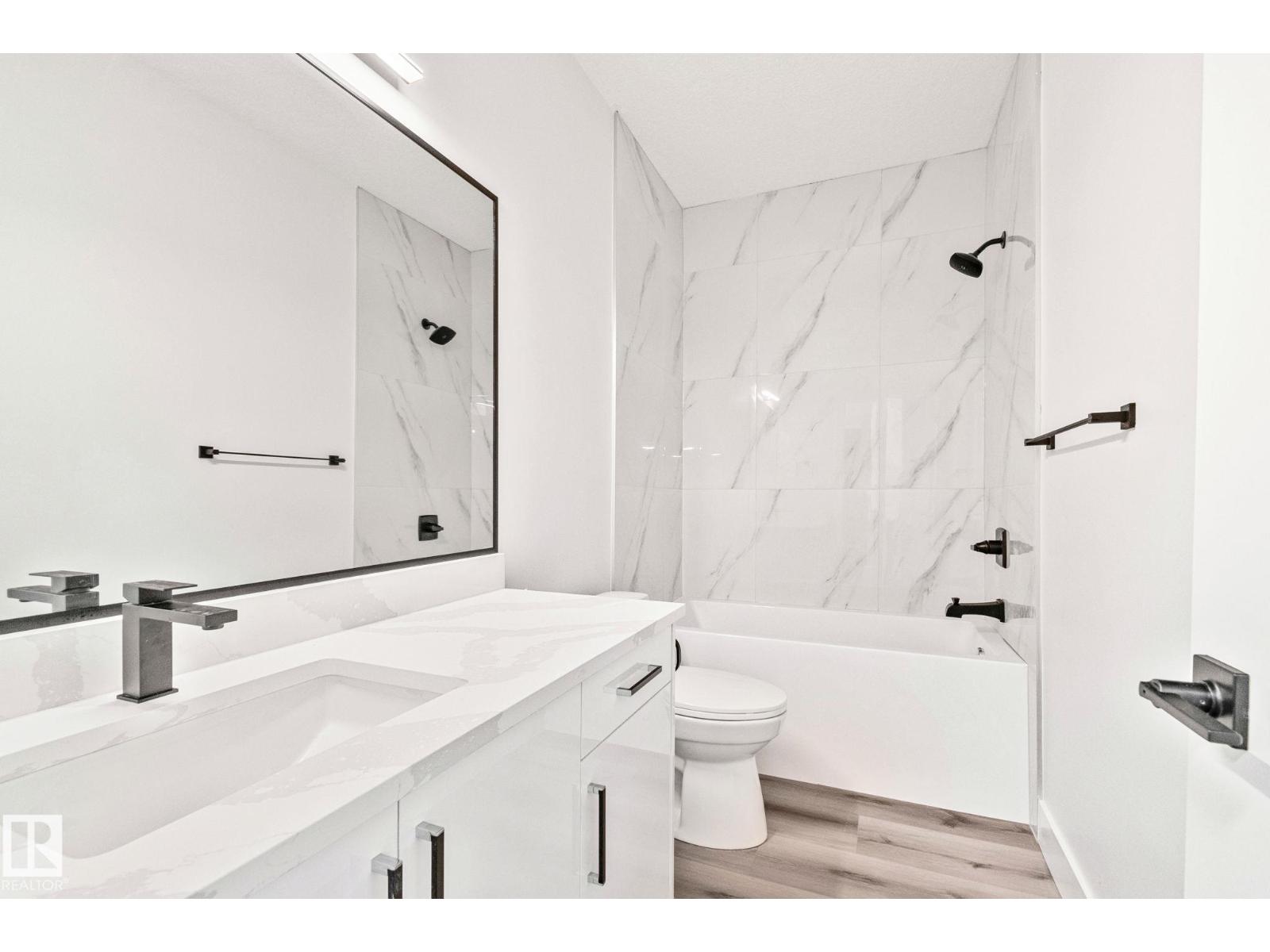 11032 128 ST NW, Edmonton