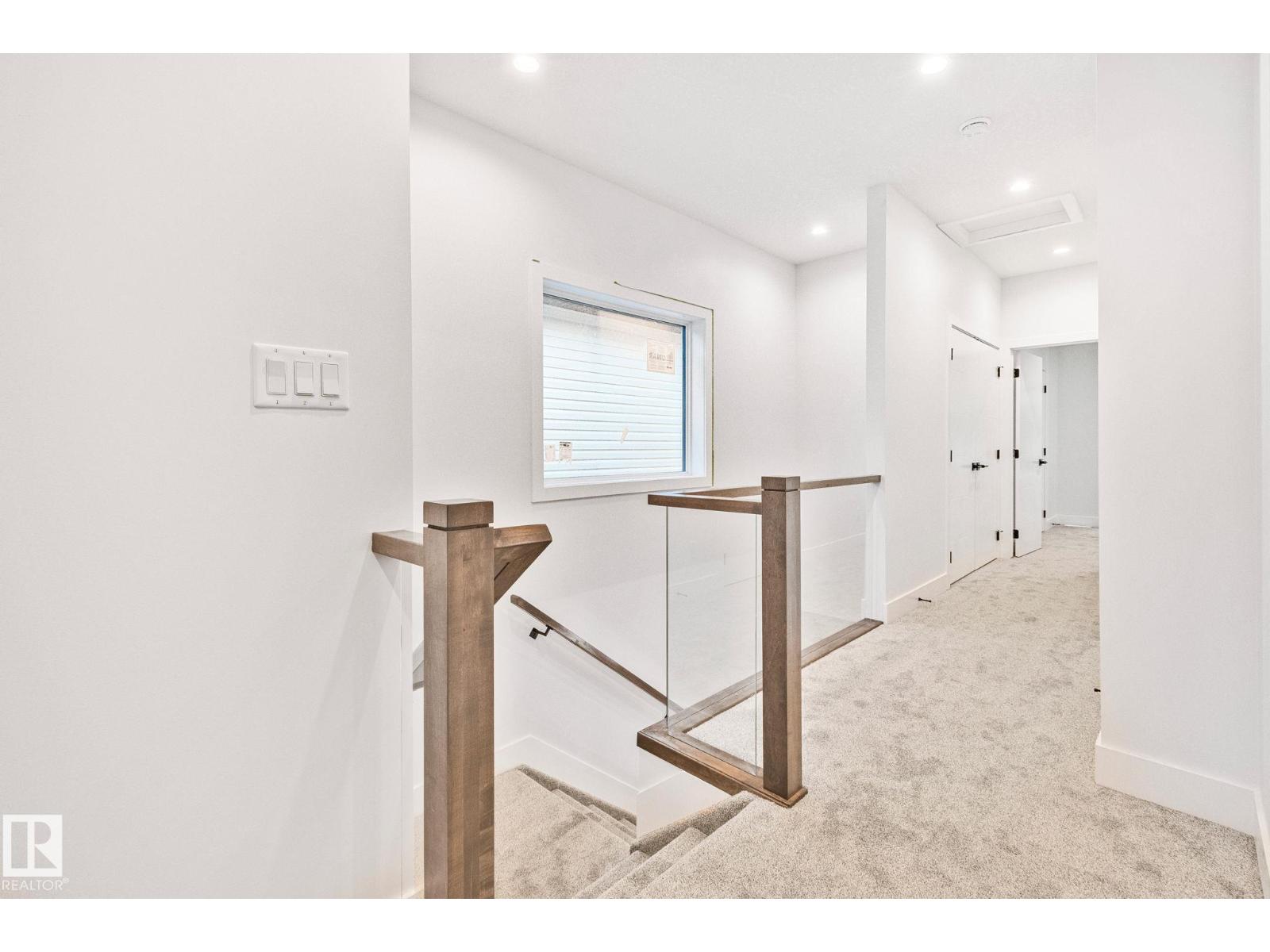 11032 128 ST NW, Edmonton