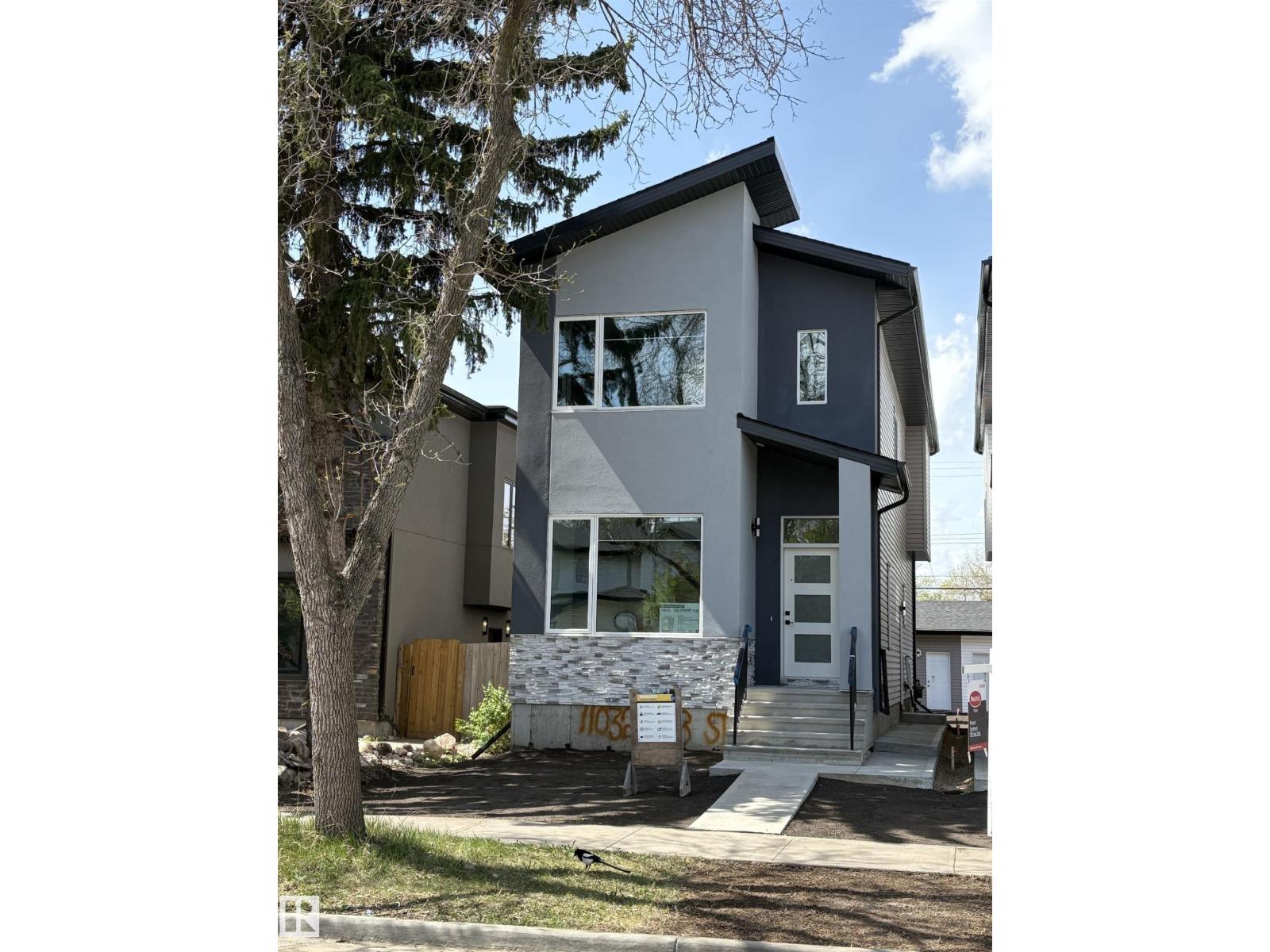 11032 128 ST NW, Edmonton