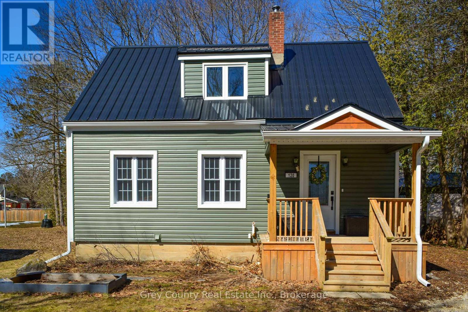 120 MARK STREET W - 7