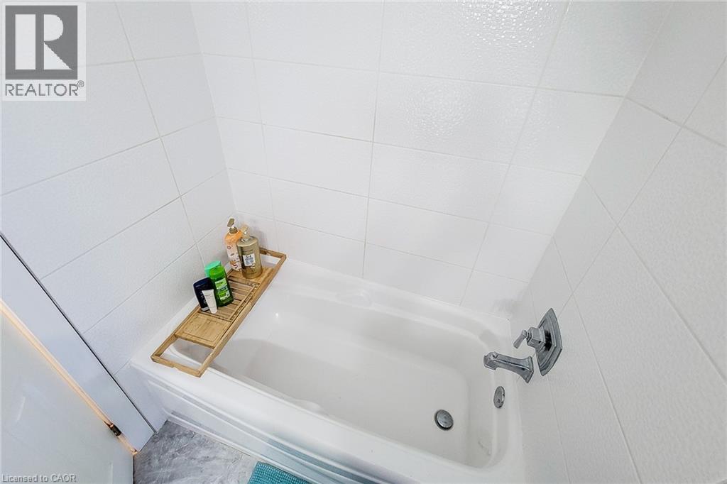 4532 GARDEN GATE Terrace, Beamsville, Ontario, L0R1B9 — Photo 30