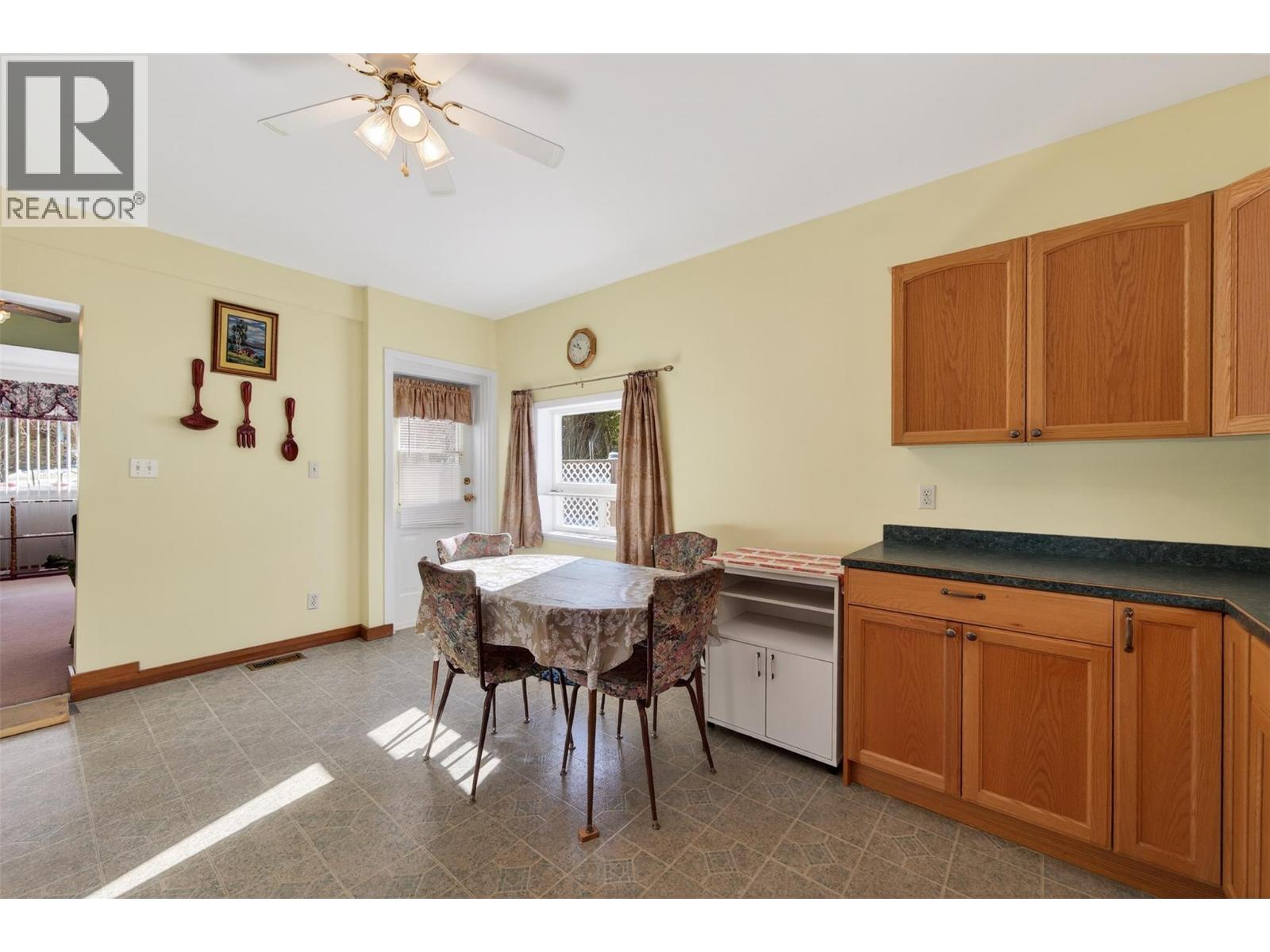 913 SIXTH STREET - 10