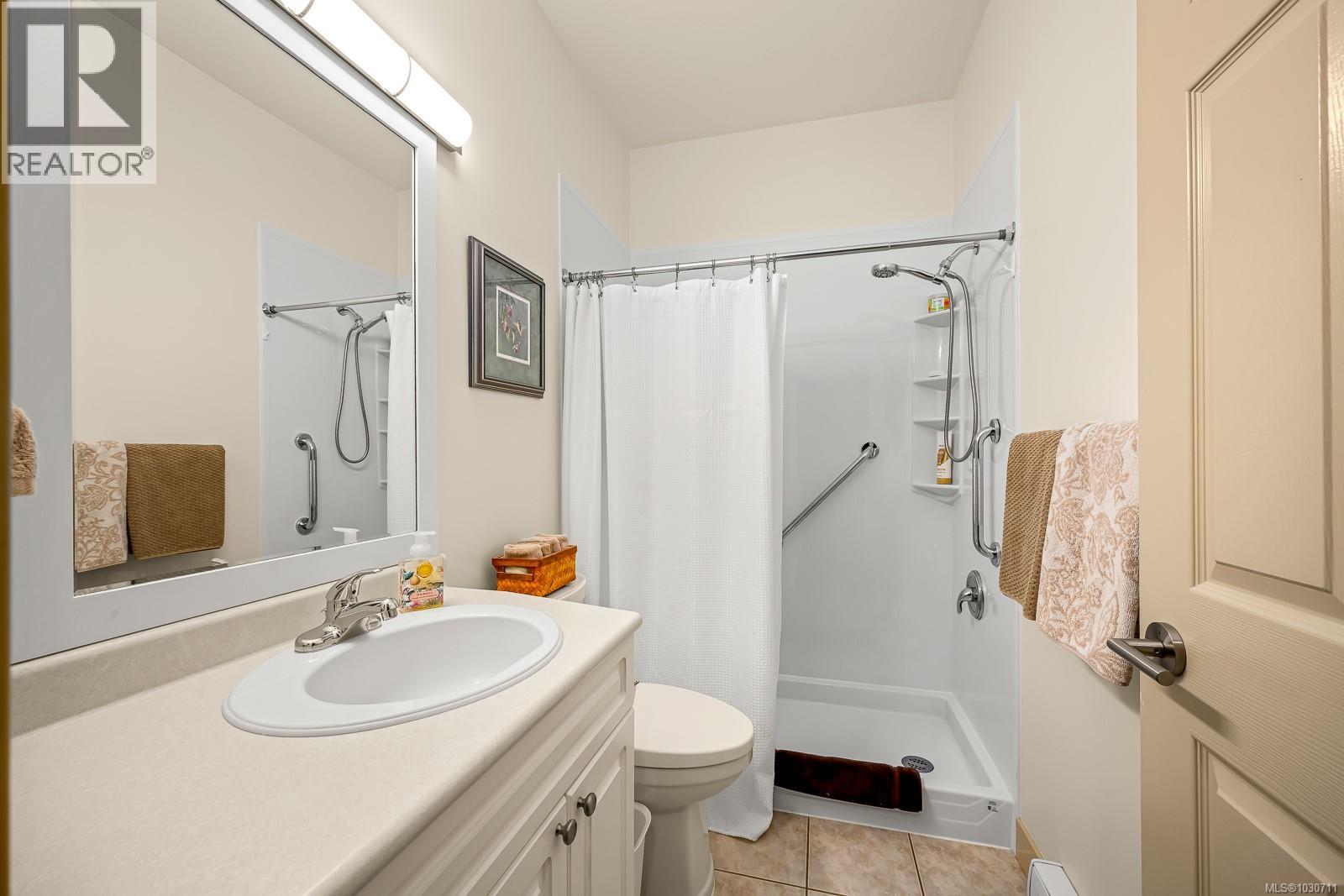 #402 2727 1ST ST - 13