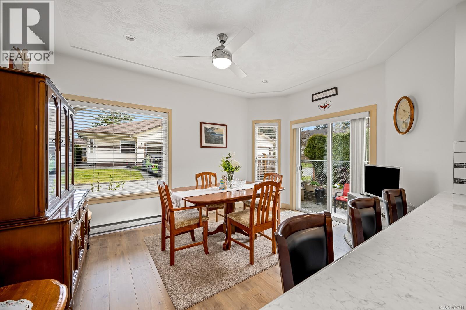 #402 2727 1ST ST - 6