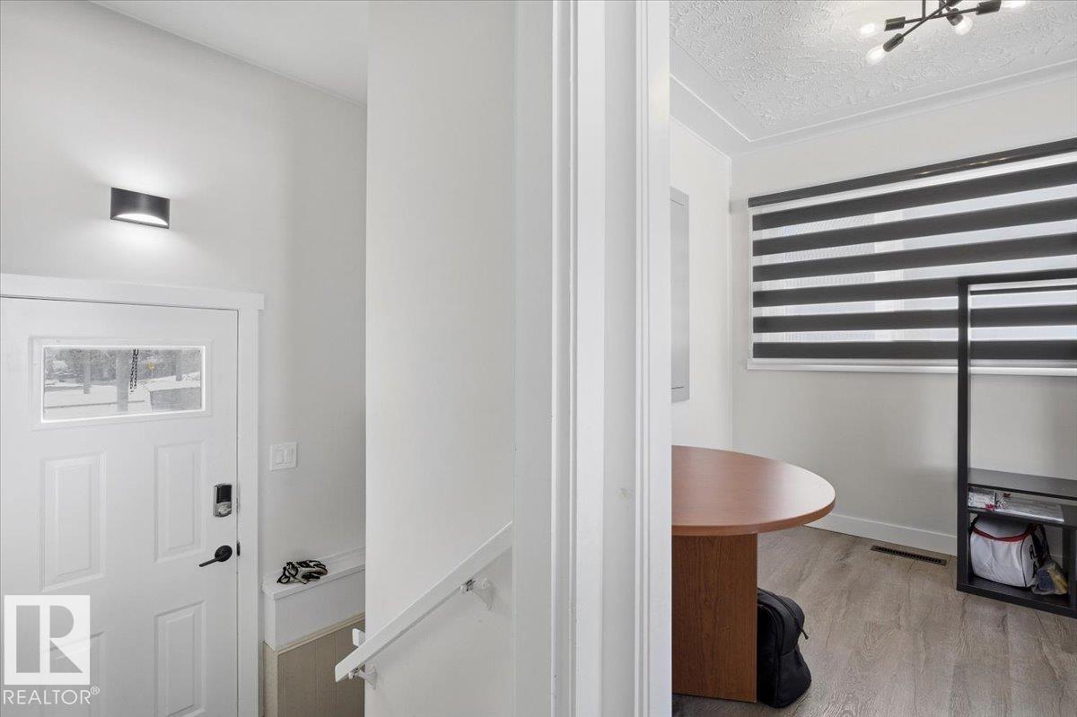 12109 35 ST NW, Edmonton