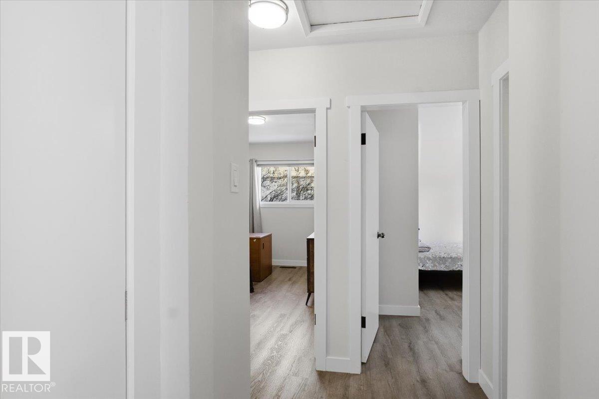 12109 35 ST NW, Edmonton