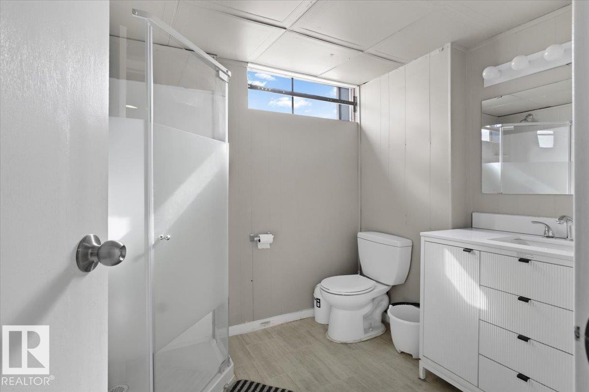 12109 35 ST NW, Edmonton