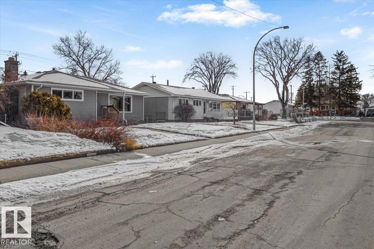 12109 35 ST NW, Edmonton