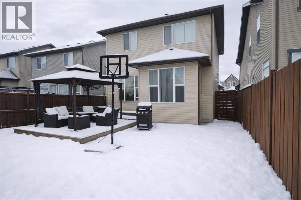 Single Family House for Sale in  New Brighton Drive SE New Brighton Calgary 