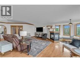 Family room - Atcheynum Acreage, Battle River Rm No  438, SK S0M0E0 Photo 9