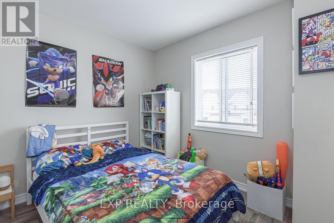 #7 60 CANTERBURY DRIVE - 21