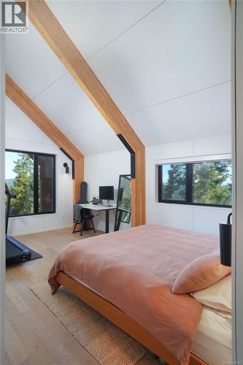  128 Spring Gold Way, Salt Spring