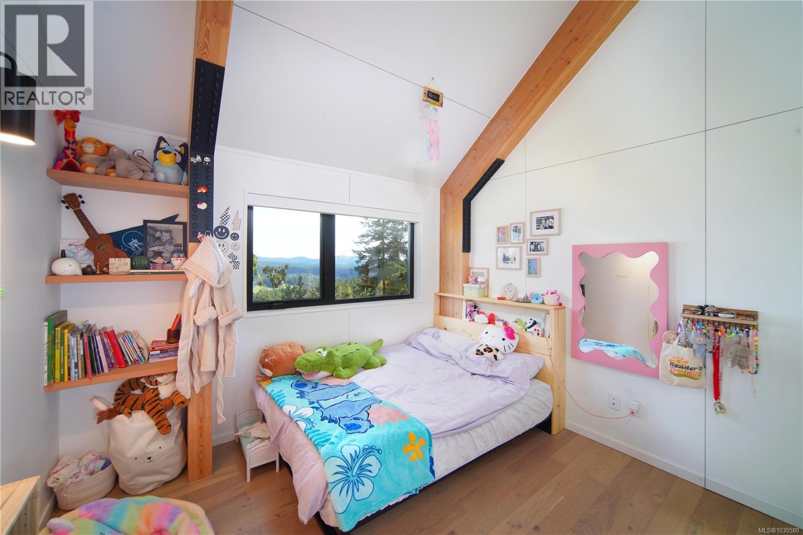  128 Spring Gold Way, Salt Spring