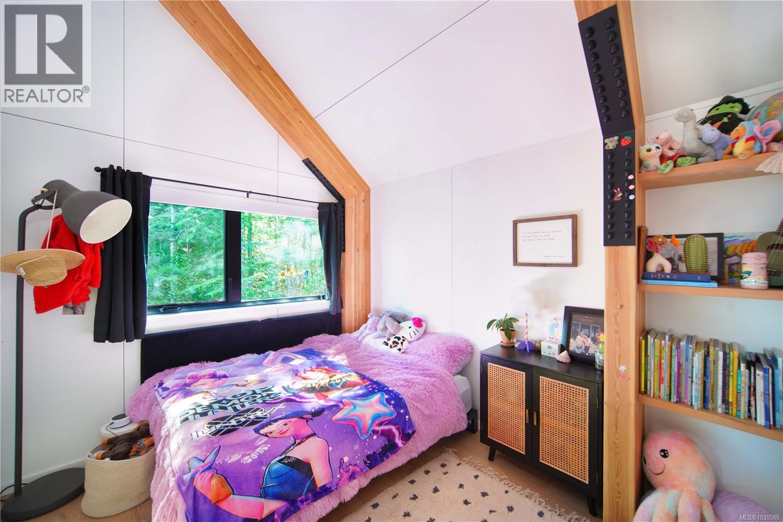  128 Spring Gold Way, Salt Spring