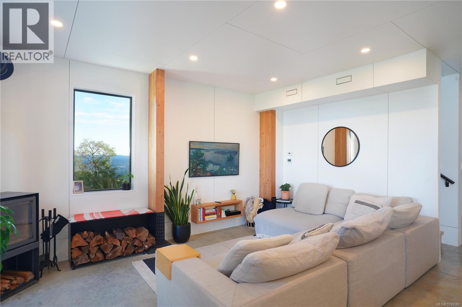  128 Spring Gold Way, Salt Spring