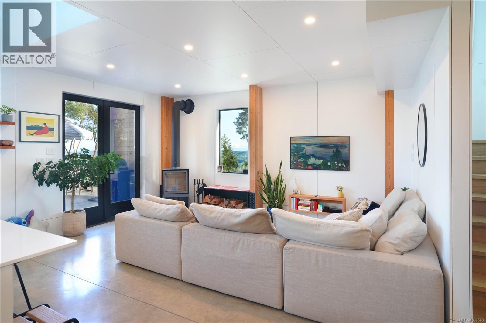  128 Spring Gold Way, Salt Spring