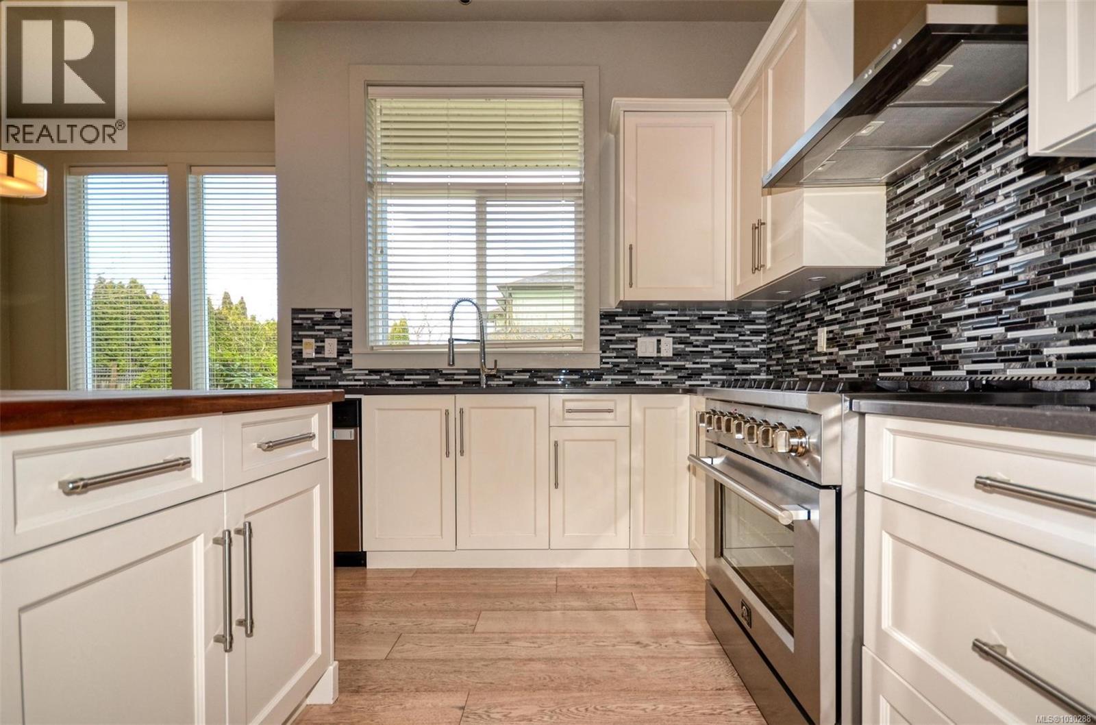  1220 Marchant Road, Central Saanich