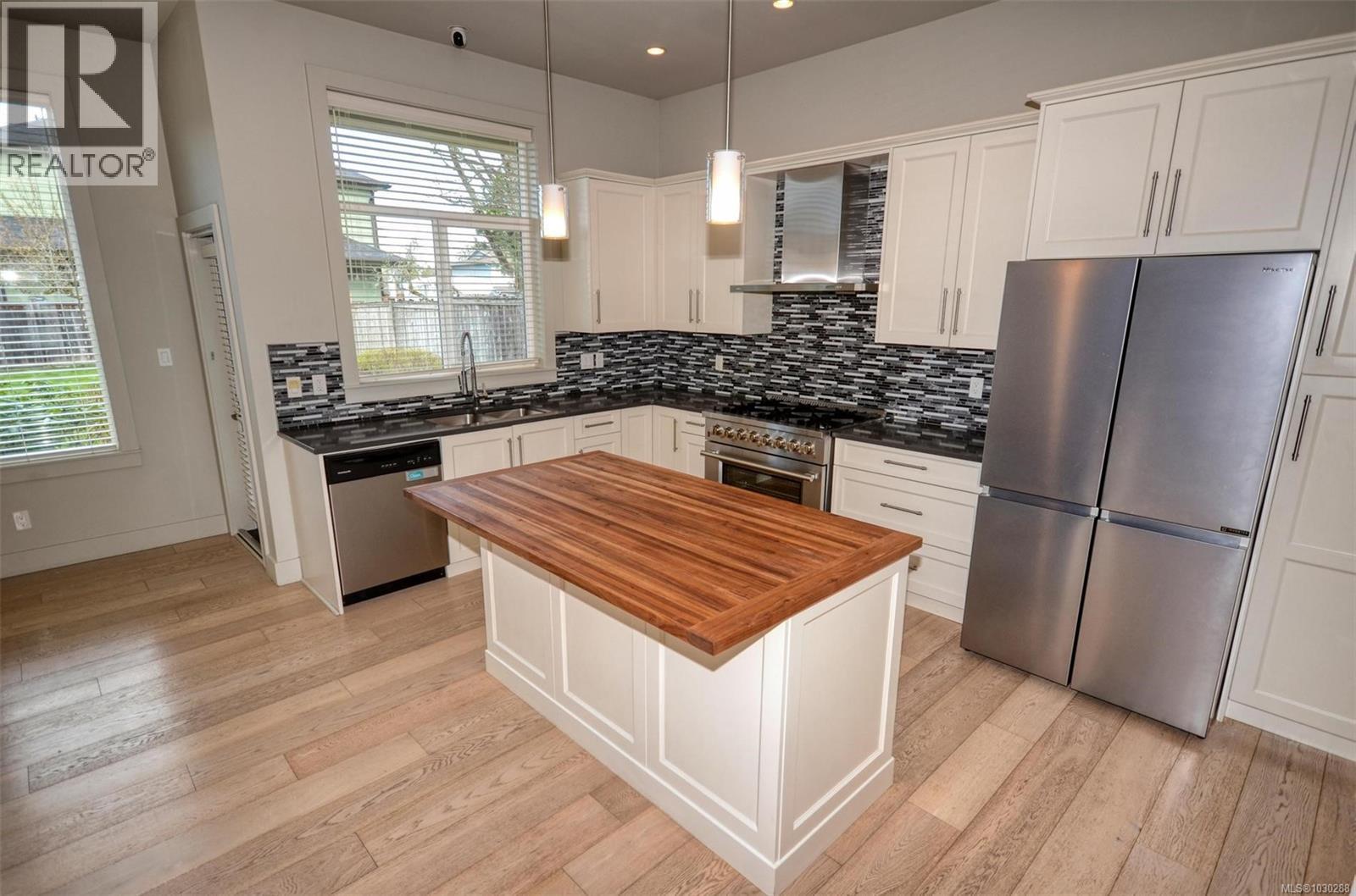  1220 Marchant Road, Central Saanich