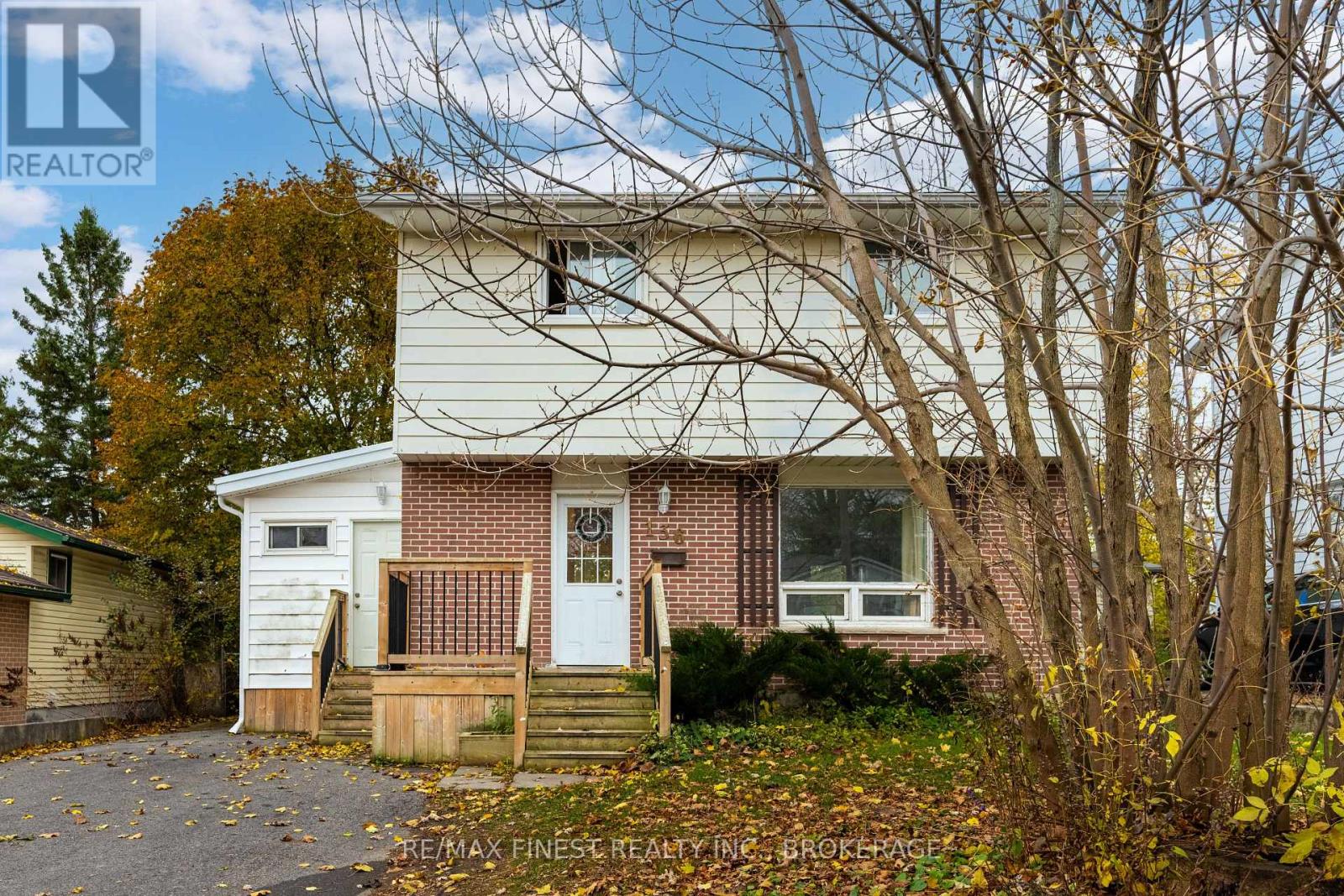 136 CALDERWOOD DRIVE — photo 34