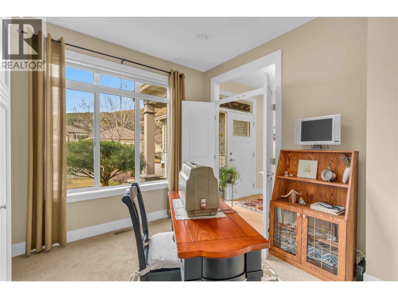 13076 Porter Drive, Lake Country