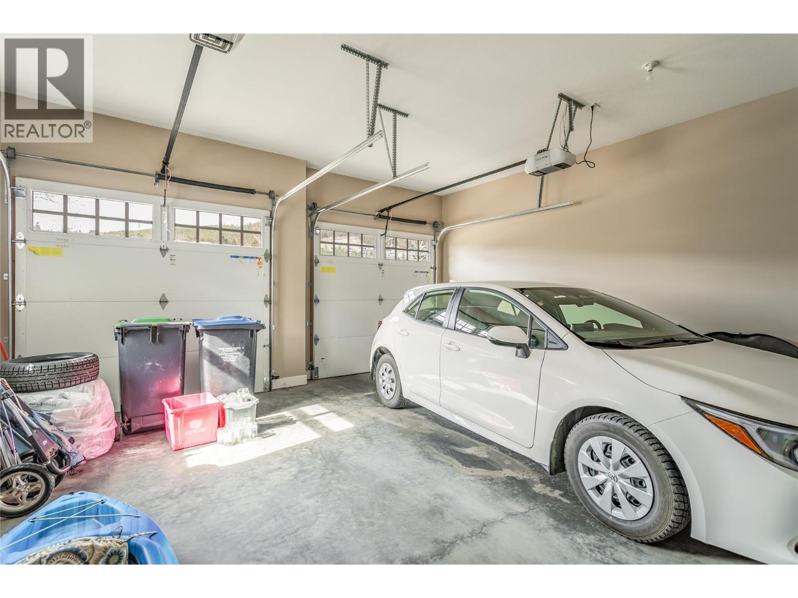 13076 Porter Drive, Lake Country