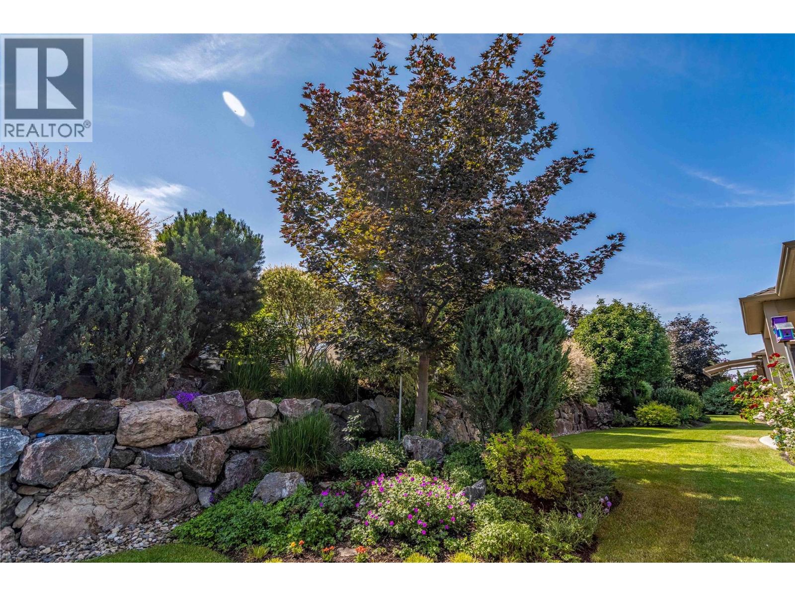 13076 Porter Drive, Lake Country