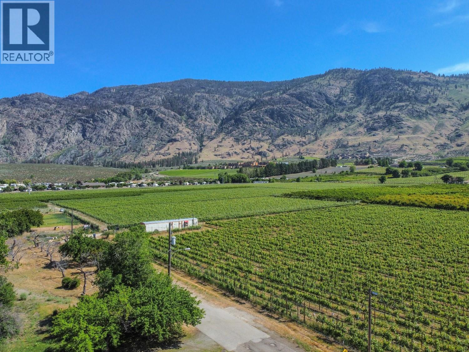 7010/7012 TAMARACK Drive, Osoyoos