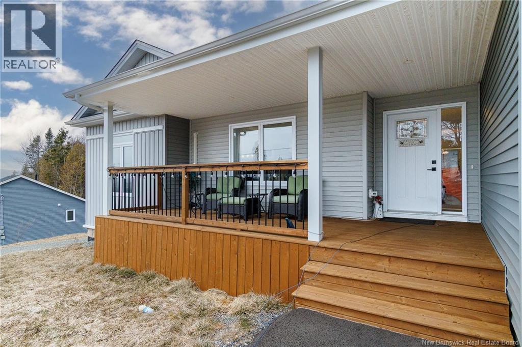 8 BLENHEIM DRIVE - Image 2