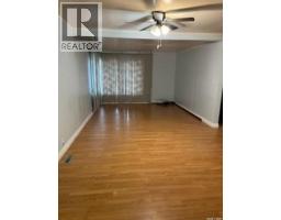 Enclosed porch - 23 Elim Drive, Lac Pelletier, SK S0N2Y0 Photo 7