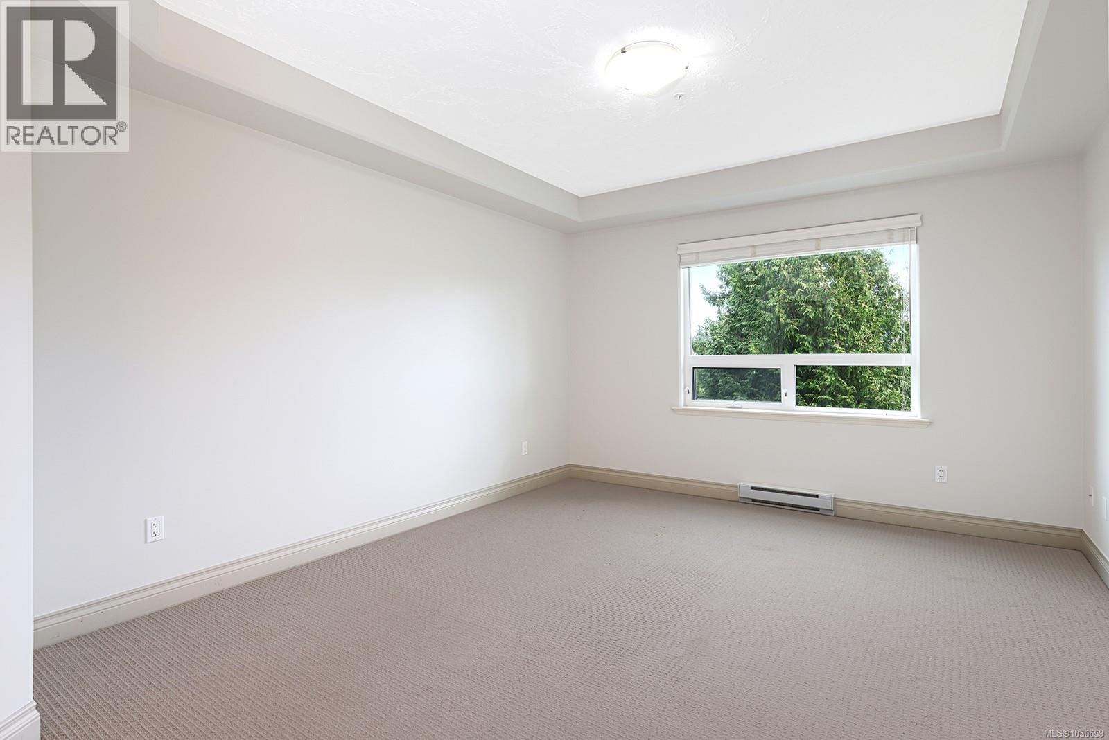 #323 3666 ROYAL VISTA WAY - 9