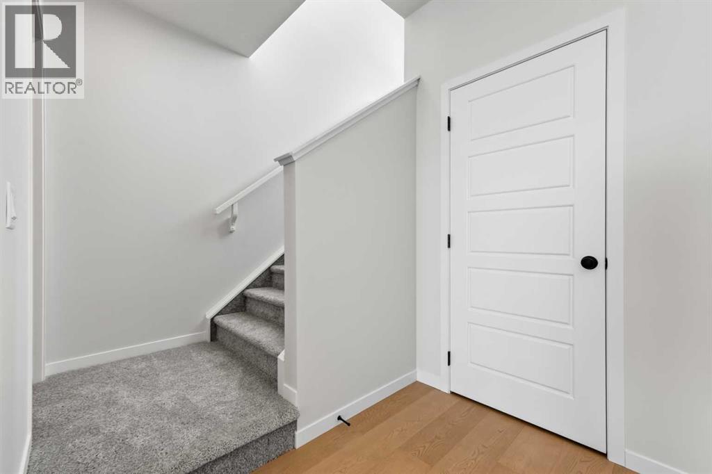 Single Family House for Sale in  Wolf Hollow Terrace SE Wolf Willow Calgary 