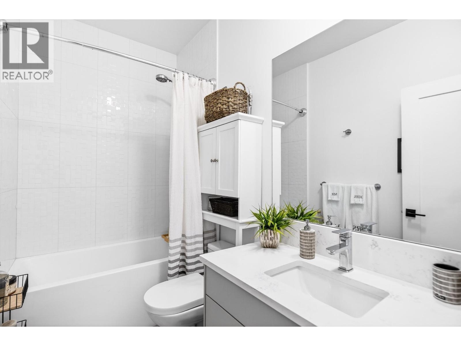 PH10 12320 222 STREET, Maple Ridge