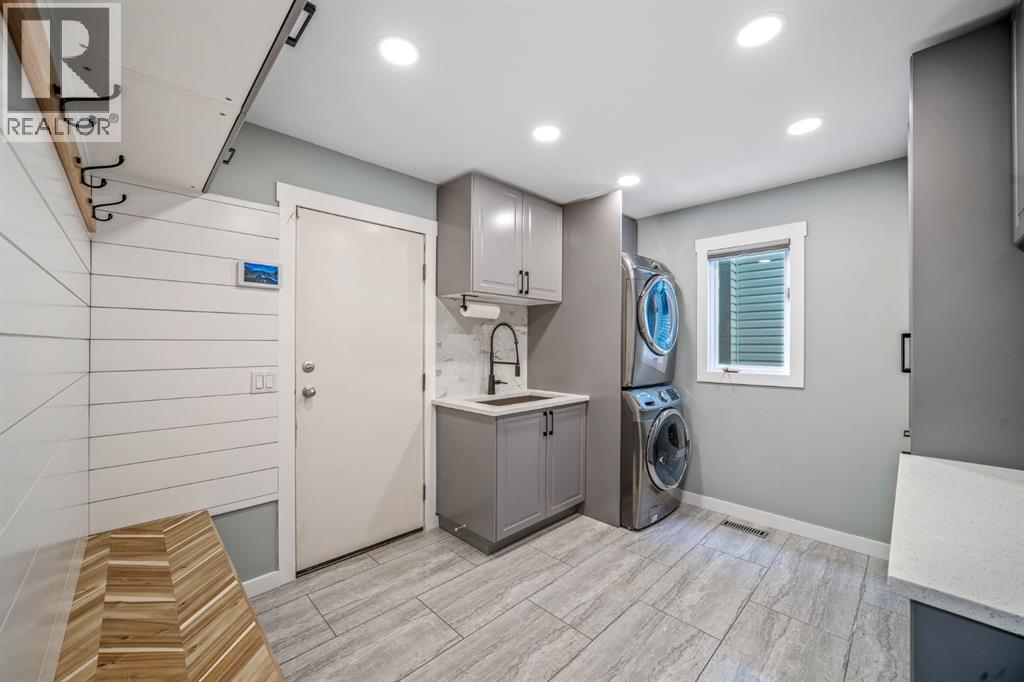 76 STRADBROOKE WAY SW - 23