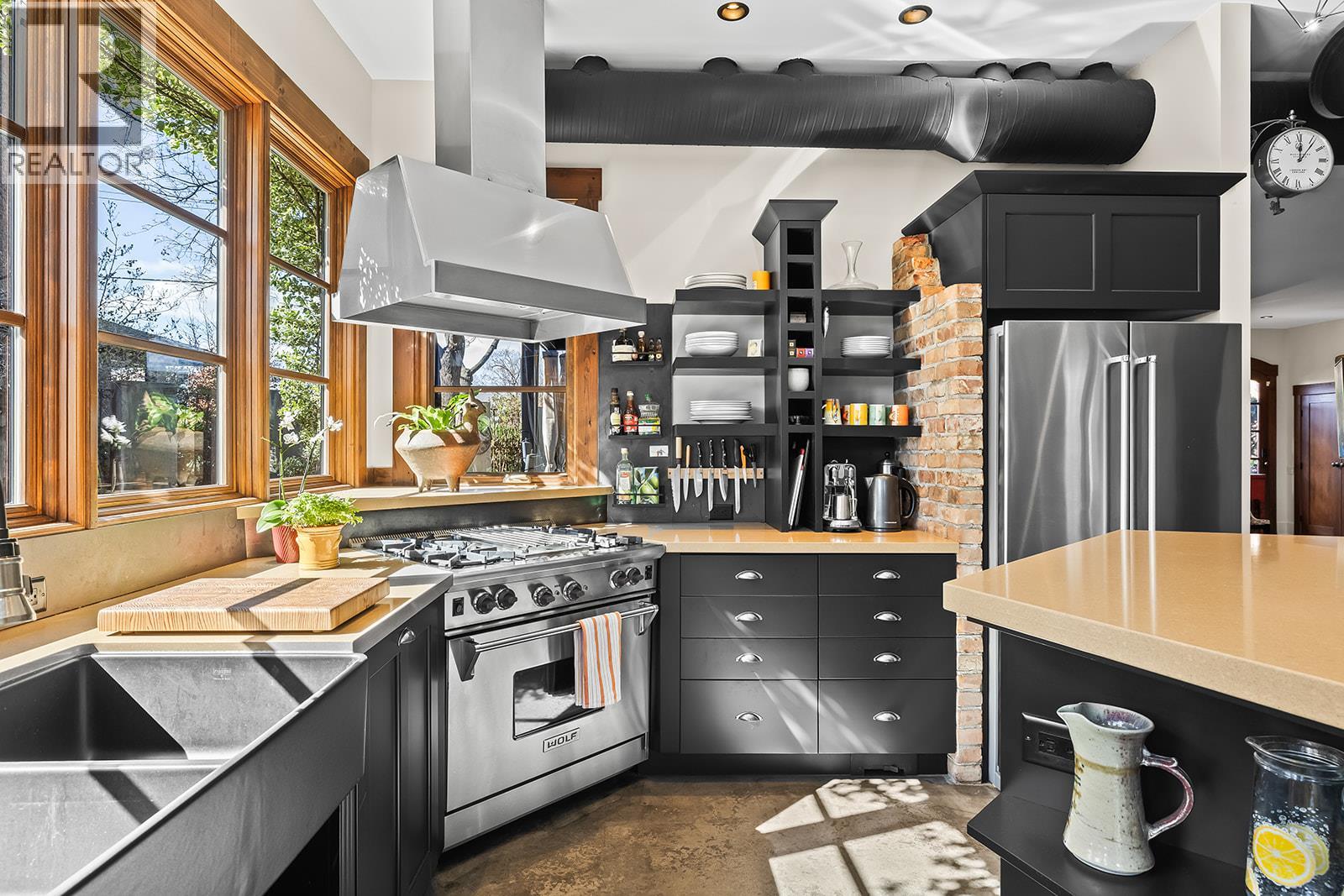 2673 Bath Street, Kelowna