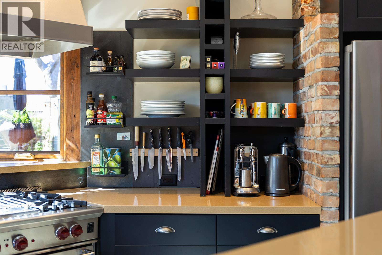 2673 Bath Street, Kelowna