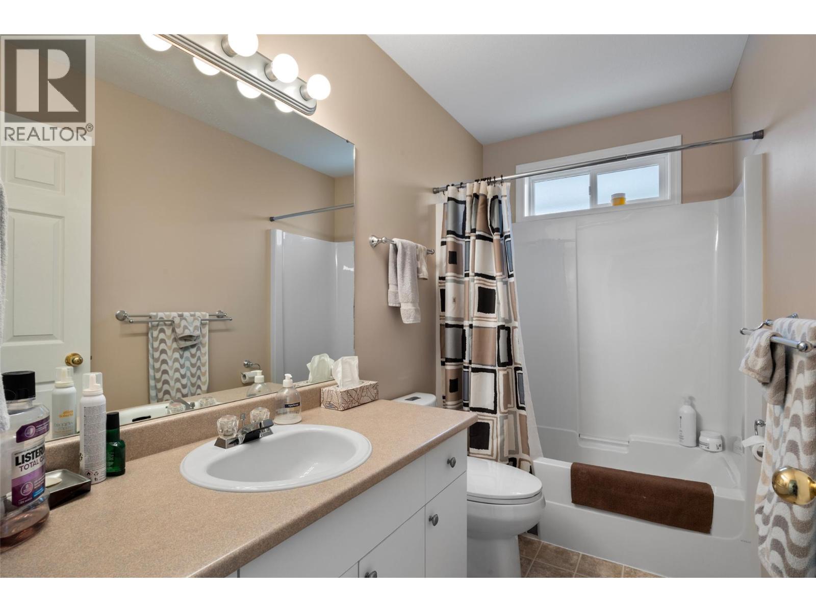 #38 481 Monarch Court - 16