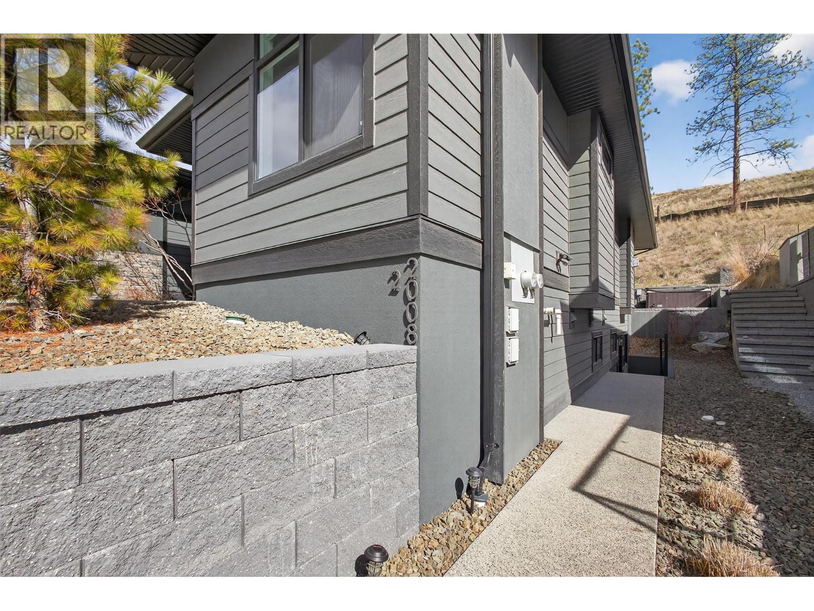 2008 Begbie Road, Kelowna