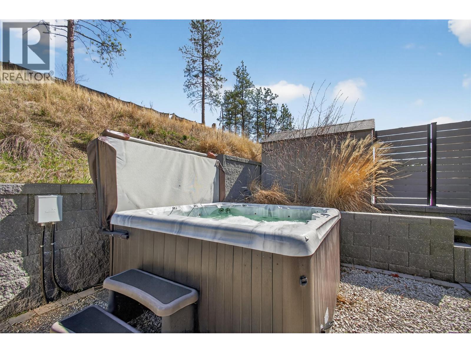 2008 Begbie Road, Kelowna