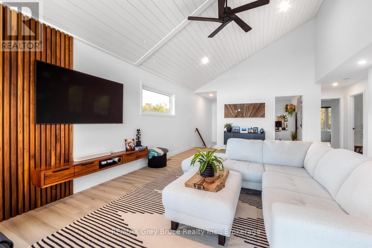 166 COUNTRY SIDE DRIVE - 23