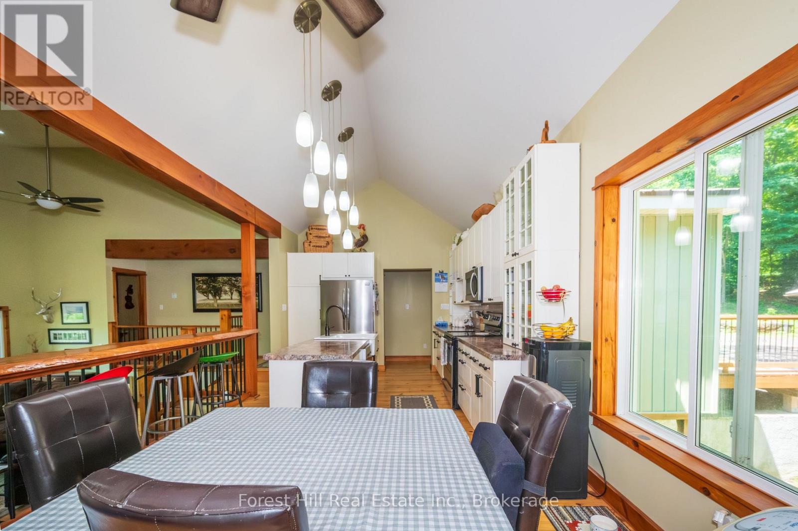 1289 DELBROOKE ROAD S - 12