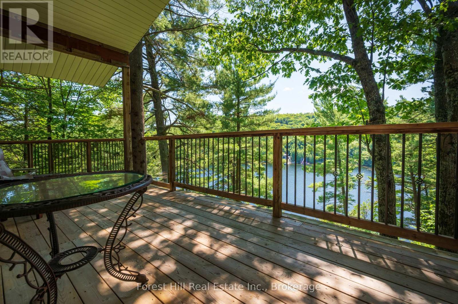 1289 DELBROOKE ROAD S - 20