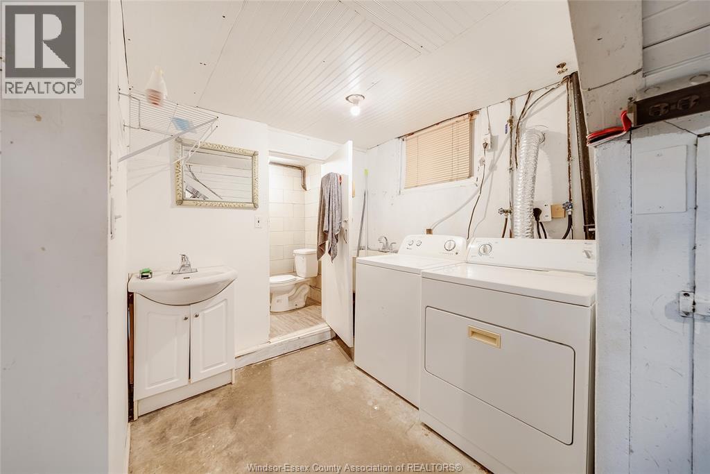 715 AYLMER AVENUE, Windsor, Ontario, N9A1V2 — Photo 37
