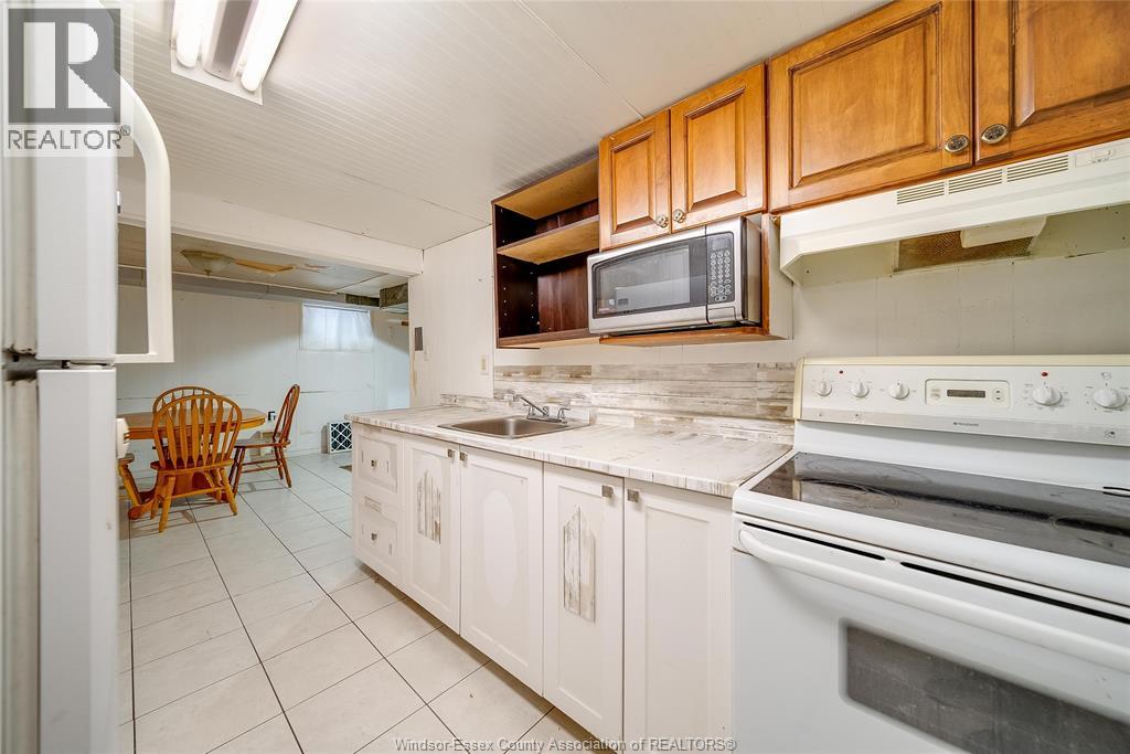 715 AYLMER AVENUE, Windsor, Ontario, N9A1V2 — Photo 32