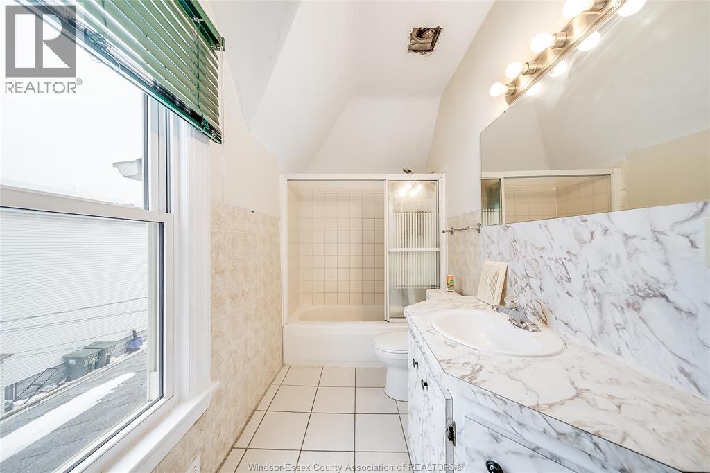 715 AYLMER AVENUE, Windsor, Ontario, N9A1V2 — Photo 28