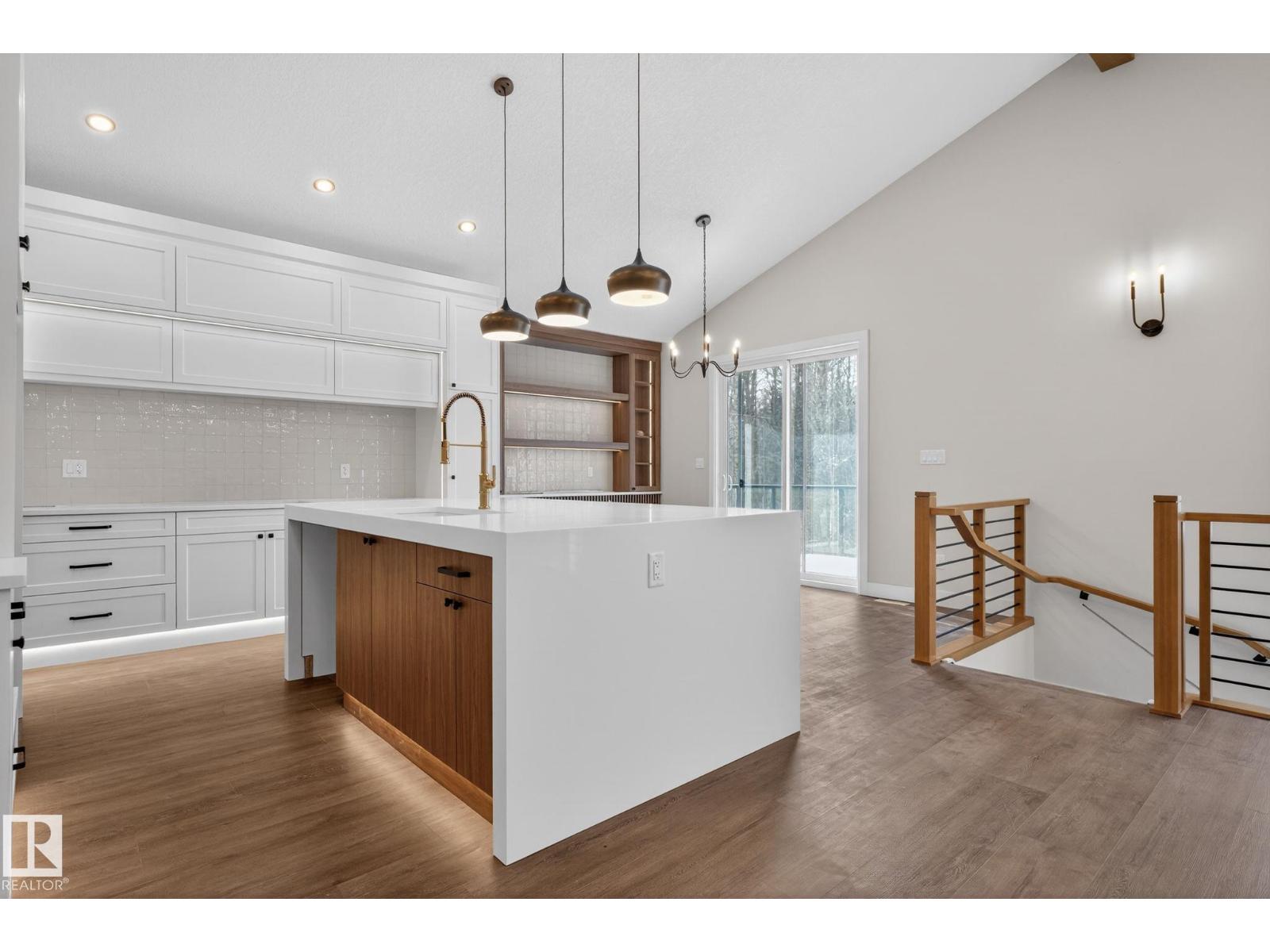 1129 GYRFALCON CR NW, Edmonton