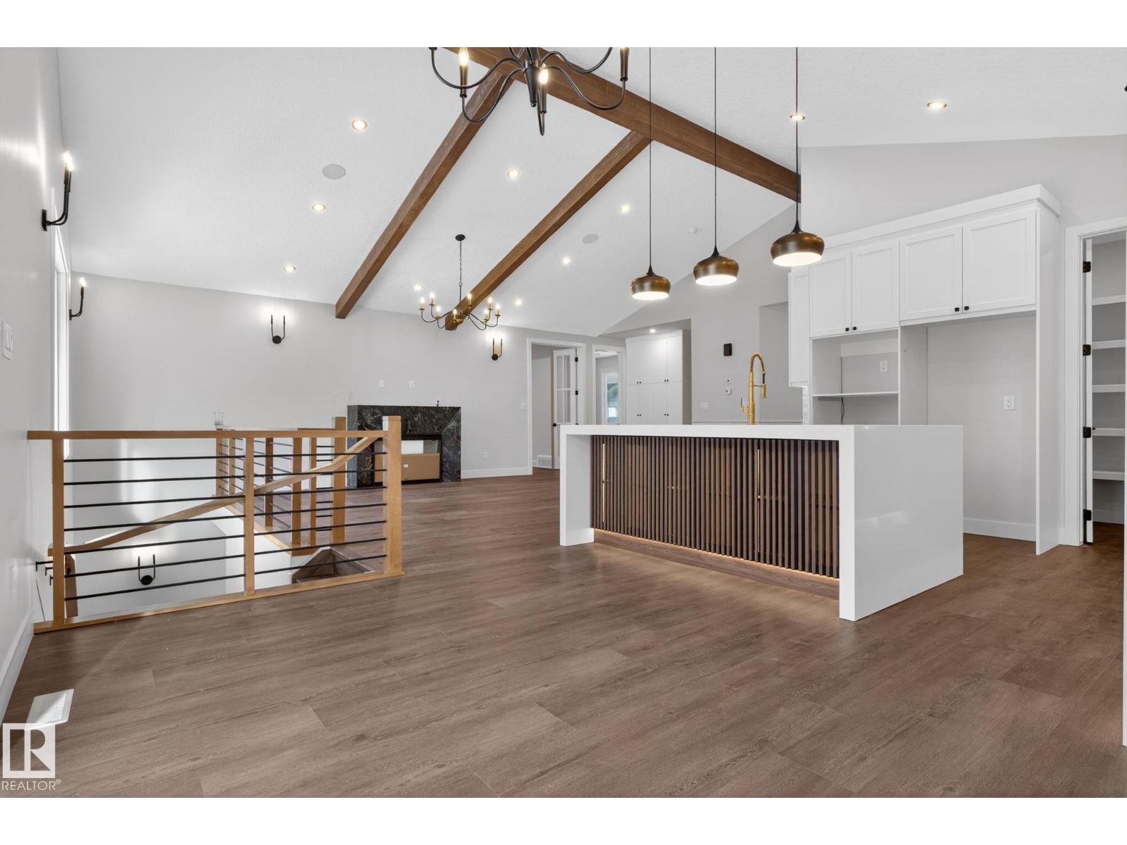 1129 GYRFALCON CR NW, Edmonton