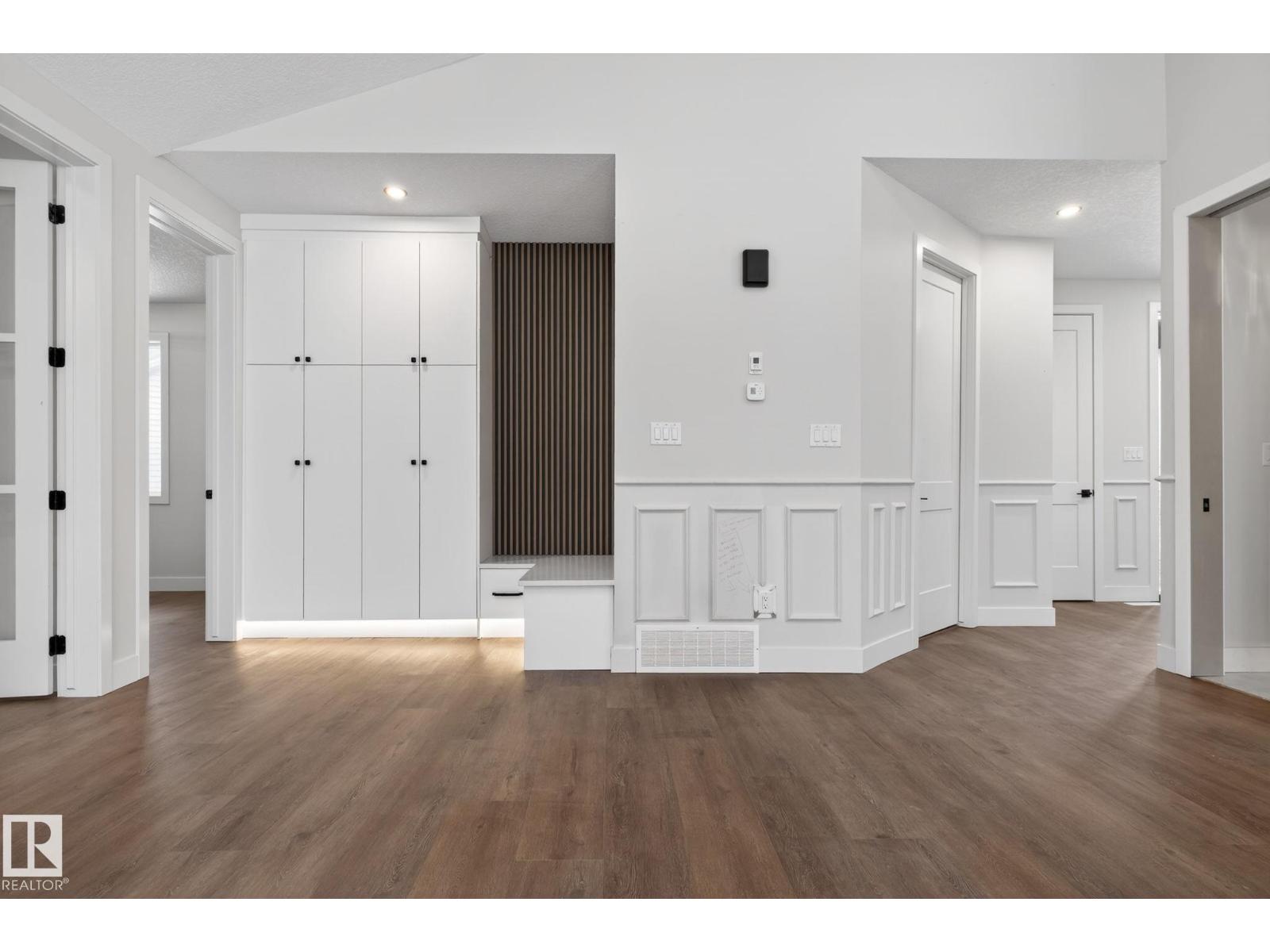 1129 GYRFALCON CR NW, Edmonton