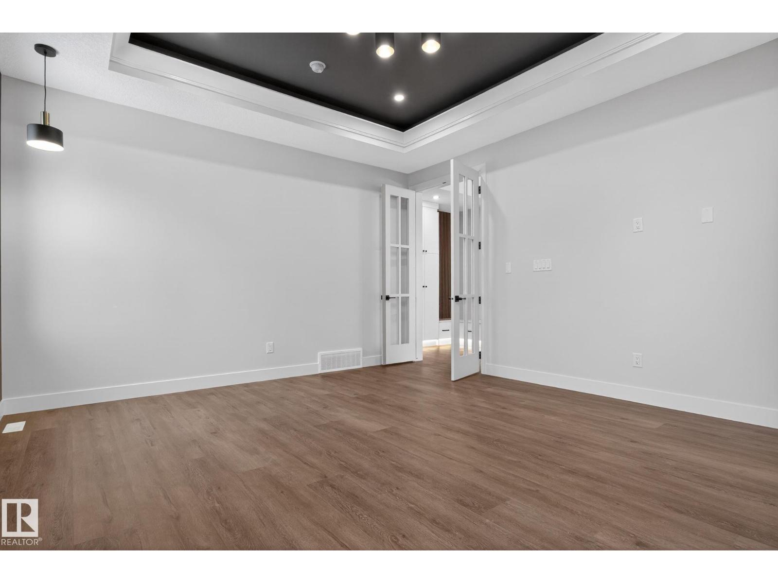 1129 GYRFALCON CR NW, Edmonton