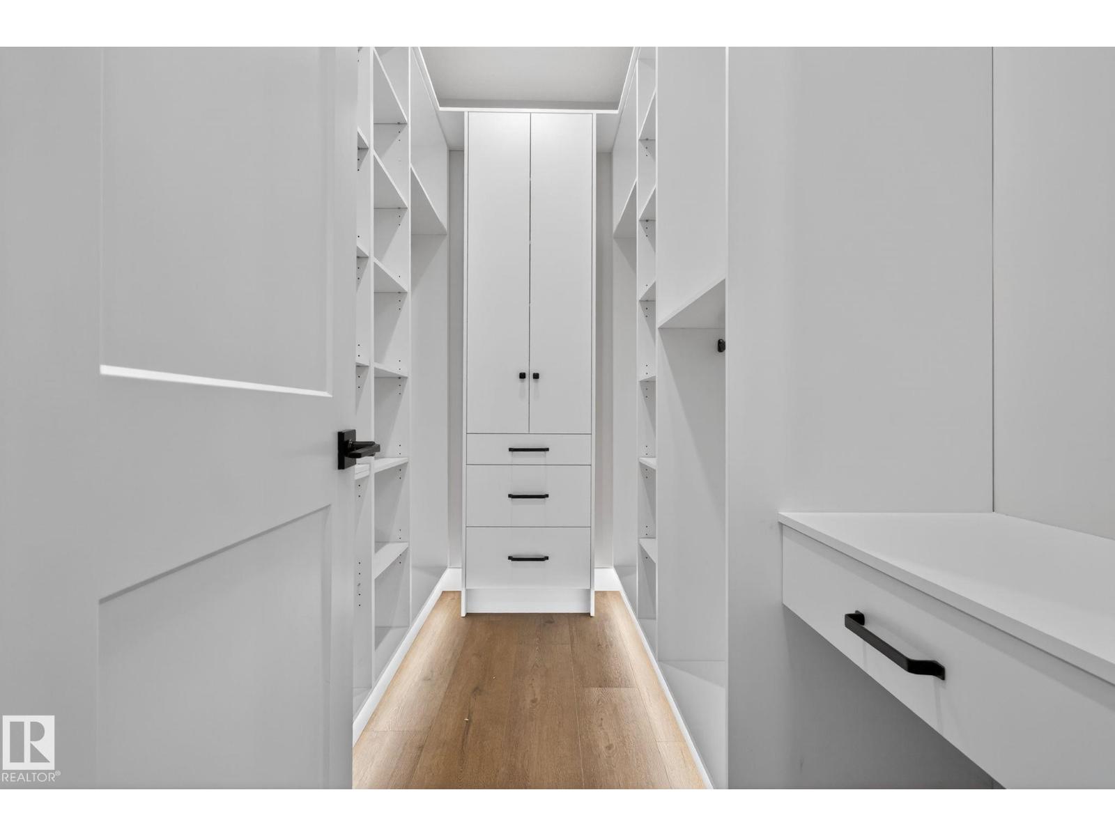 1129 GYRFALCON CR NW, Edmonton