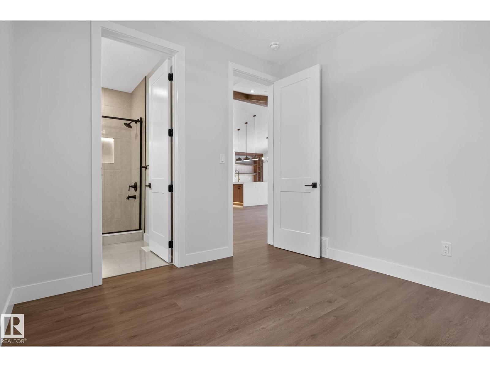 1129 GYRFALCON CR NW, Edmonton